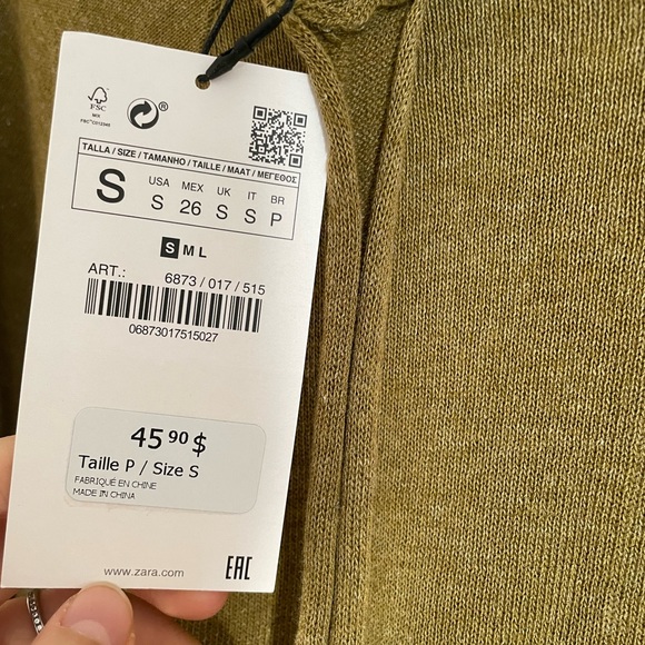 Woman’s sweater - Picture 4 of 5